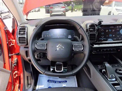 Citroen-DS C5 Aircross 2019, 40607 км, за 8861.76 USD - фото 8