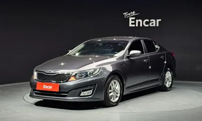 Kia K5 · 2015 год