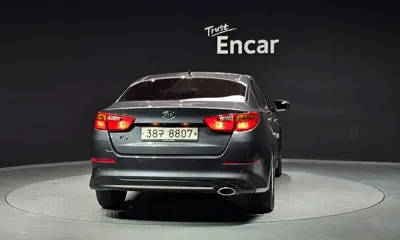 Kia K5 2015, 100488 км, за 5054.48 USD