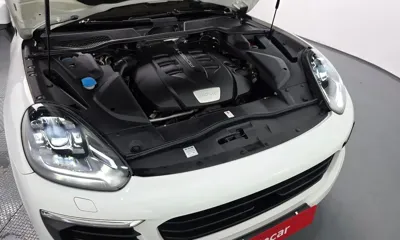 Porsche Cayenne 2017, 120256 км, за 24679.29 USD - фото 6
