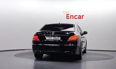 Hyundai Equus 2012, 202582 км, за 2800.02 USD