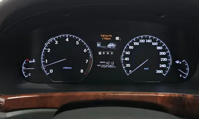 Hyundai Equus 2012, 202582 км, за 2800.02 USD - фото 8