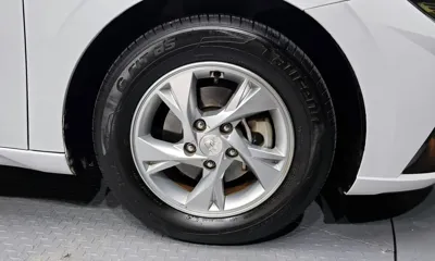 Hyundai Avante 2022, 117105 км, за 8681.93 USD