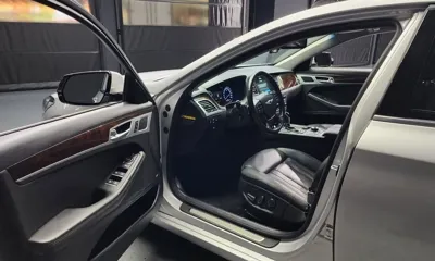 Hyundai Genesis 2016, 56042 км, за 9865.83 USD - фото 10