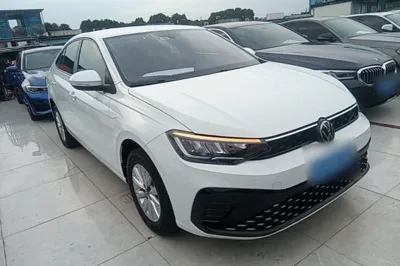 Volkswagen Lavida 2025, 24500 км, за 10066 USD