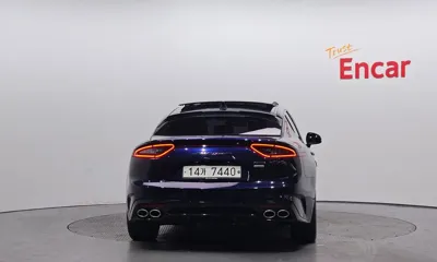 Kia Stinger 2018, 80502 км, за 14212.07 USD