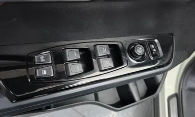 KG_Mobility_Ssangyong Torres 2024, 36659 км, за 12472.1 USD - фото 30