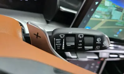 KG_Mobility_Ssangyong Torres 2024, 36659 км, за 12472.1 USD - фото 32
