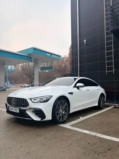 Mercedes-Benz AMG GT 2025, 12500 км, за 103088 USD