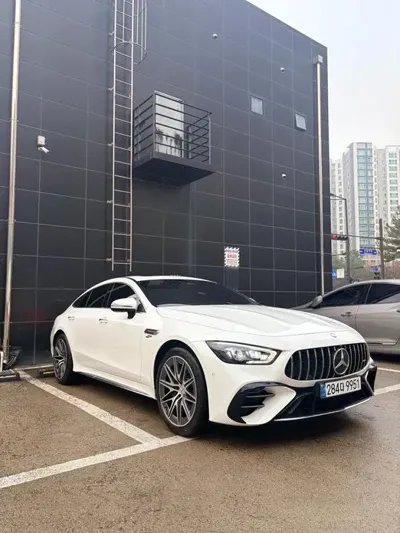 Mercedes-Benz AMG GT 2025, 12500 км, за 103088 USD