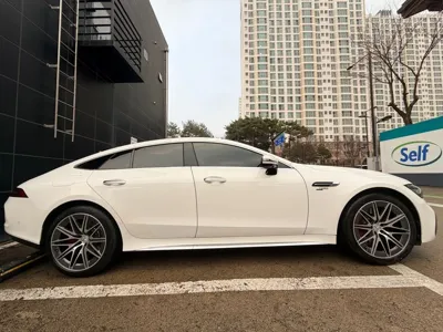 Mercedes-Benz AMG GT 2025, 12500 км, за 103088 USD