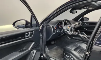 Porsche Cayenne 2020, 131889 км, за 32814.76 USD - фото 10