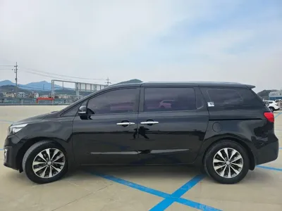 Kia Canival 2018, 91910 км, за 8589.36 USD