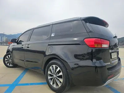 Kia Canival 2018, 91910 км, за 8589.36 USD - фото 6