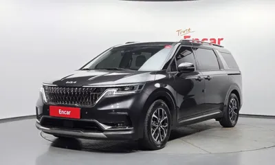 Kia Canival · 2023 год