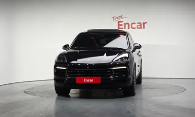 Porsche Cayenne 2021, 82936 км, за 45711.67 USD