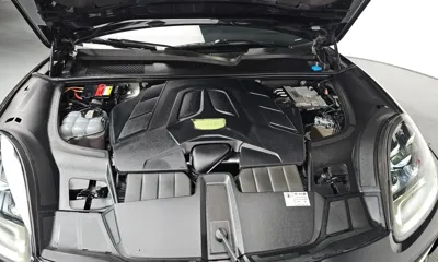 Porsche Cayenne 2021, 82936 км, за 45711.67 USD - фото 6