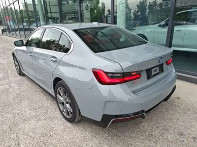 BMW i3 2025, 4600 км, за 23869.49 USD