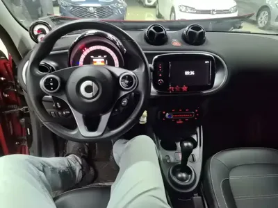 Smart Smart Forfour 2017, 67000 км, за 7318.93 USD - фото 10