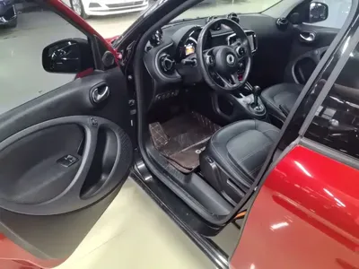 Smart Smart Forfour 2017, 67000 км, за 7318.93 USD - фото 16