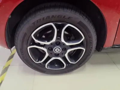 Smart Smart Forfour 2017, 67000 км, за 7318.93 USD - фото 23