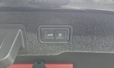 Audi A8 2020, 135494 км, за 29532.62 USD - фото 40