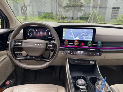 Kia Canival 2025, 26000 км, за 20264.37 USD