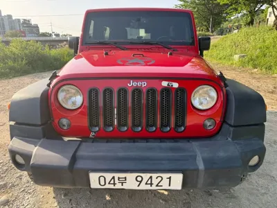 Jeep Wrangler 2017, 104753 км, за 13196.38 USD