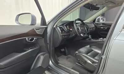 Volvo XC90 2018, 124238 км, за 19815 USD - фото 10