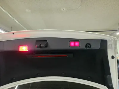 Mercedes-Benz E-Class 2018, 26000 км, за 18558.3 USD - фото 10