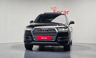 Audi Q7 · 2019 год