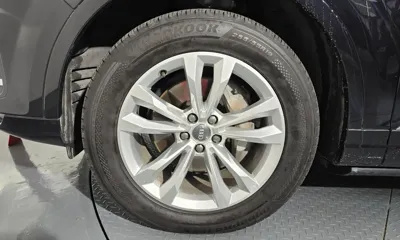 Audi Q7 2019, 61961 км, за 22691.4 USD