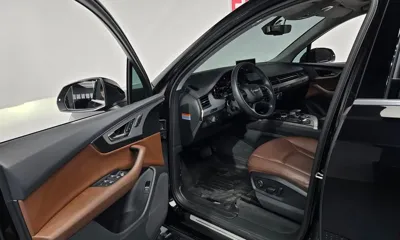 Audi Q7 2019, 61961 км, за 22691.4 USD - фото 10