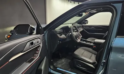 Ford Explorer 2025, 24084 км, за 29666.33 USD - фото 11