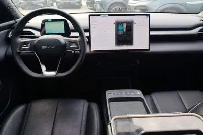 BYD e7 2025, 10800 км, за 17285 USD - фото 12