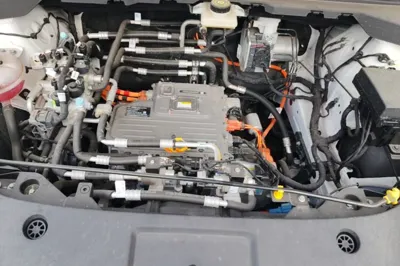 BYD e7 2025, 10800 км, за 17285 USD - фото 24