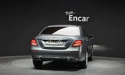 Mercedes-Benz E-Class 2020, 26633 км, за 20425.72 USD