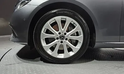 Mercedes-Benz E-Class 2020, 26633 км, за 20425.72 USD