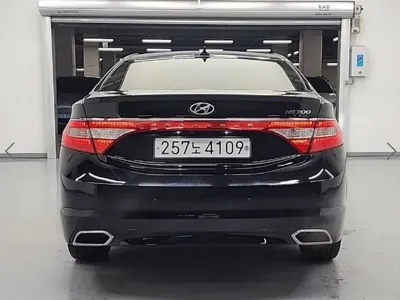 Hyundai Grandeur 2017, 191494 км, за 3244.3 USD
