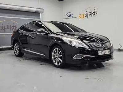 Hyundai Grandeur 2017, 191494 км, за 3244.3 USD