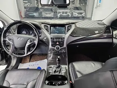 Hyundai Grandeur 2017, 191494 км, за 3242.82 USD - фото 7