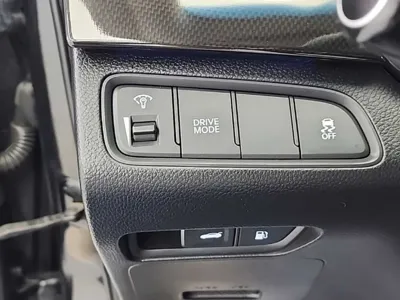 Hyundai Grandeur 2017, 191494 км, за 3242.82 USD - фото 18