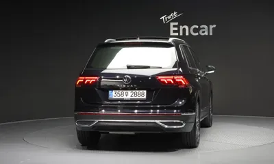 Volkswagen Tiguan 2021, 49996 км, за 21127.21 USD