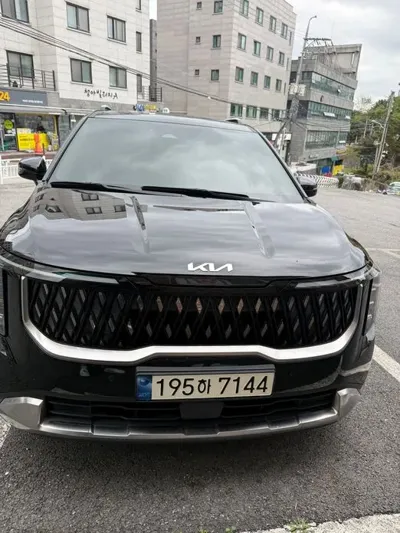 Kia Canival 2024, 42000 км, за 12771.03 USD