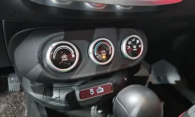 Fiat 500X 2016, 22376 км, за 7816.6 USD - фото 16