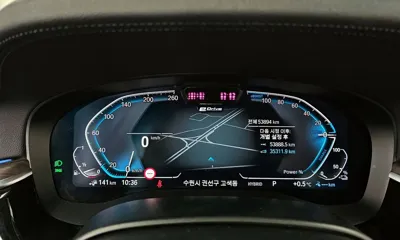 BMW 5-Series 2022, 53894 км, за 24380.57 USD - фото 8