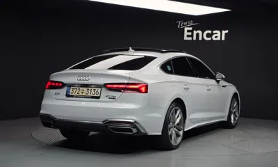 Audi A5 2020, 76234 км, за 26021.36 USD