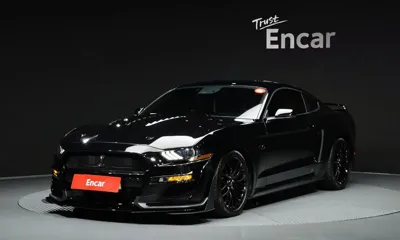 Ford Mustang · 2019 год