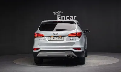 Hyundai Santafe 2016, 131469 км, за 7225.43 USD