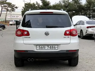Volkswagen Tiguan 2008, 61442 км, за 2530.58 USD
